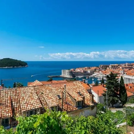 Sea View - Double With Shared Bathroom And Balcony Apartamento